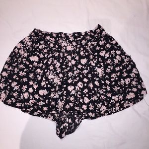 COTTON ON ROSE SHORTS